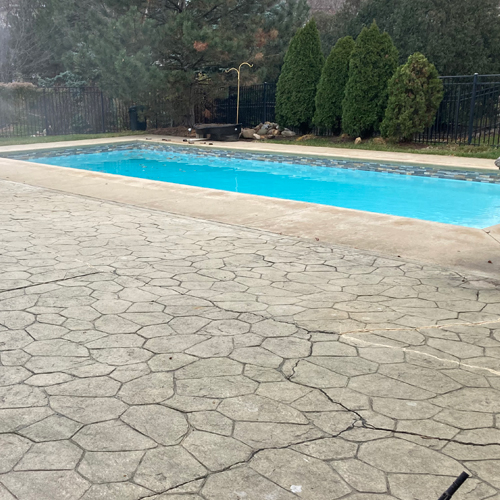 Pool_deck_before