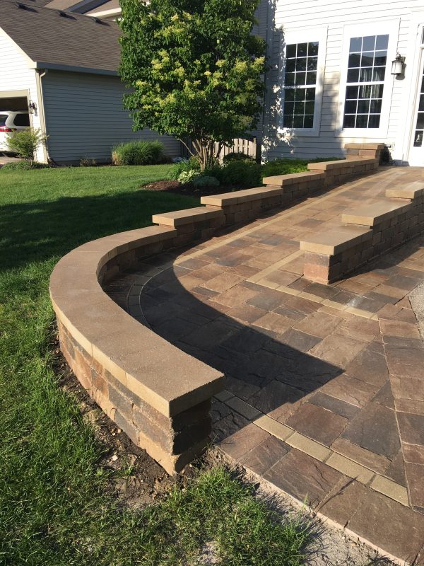 Custom Patios - Chicagoland Hardscapes by Design Pavers